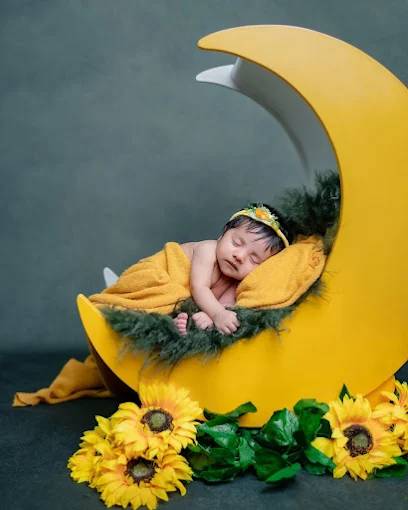 Pixon Moments Newborn Photography